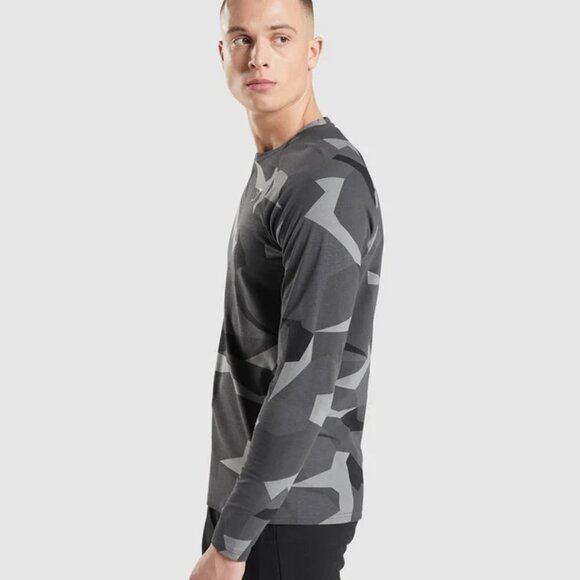 New Gymshark Mens Slim Fit CRITICAL LONG SLEEVE T-SHIRT Black - Picture 5 of 7